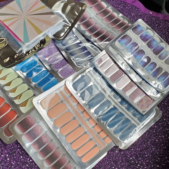 Dry Nail Polish Strips & Gel Wraps (No UV Light Required) - Picture 14 of 14